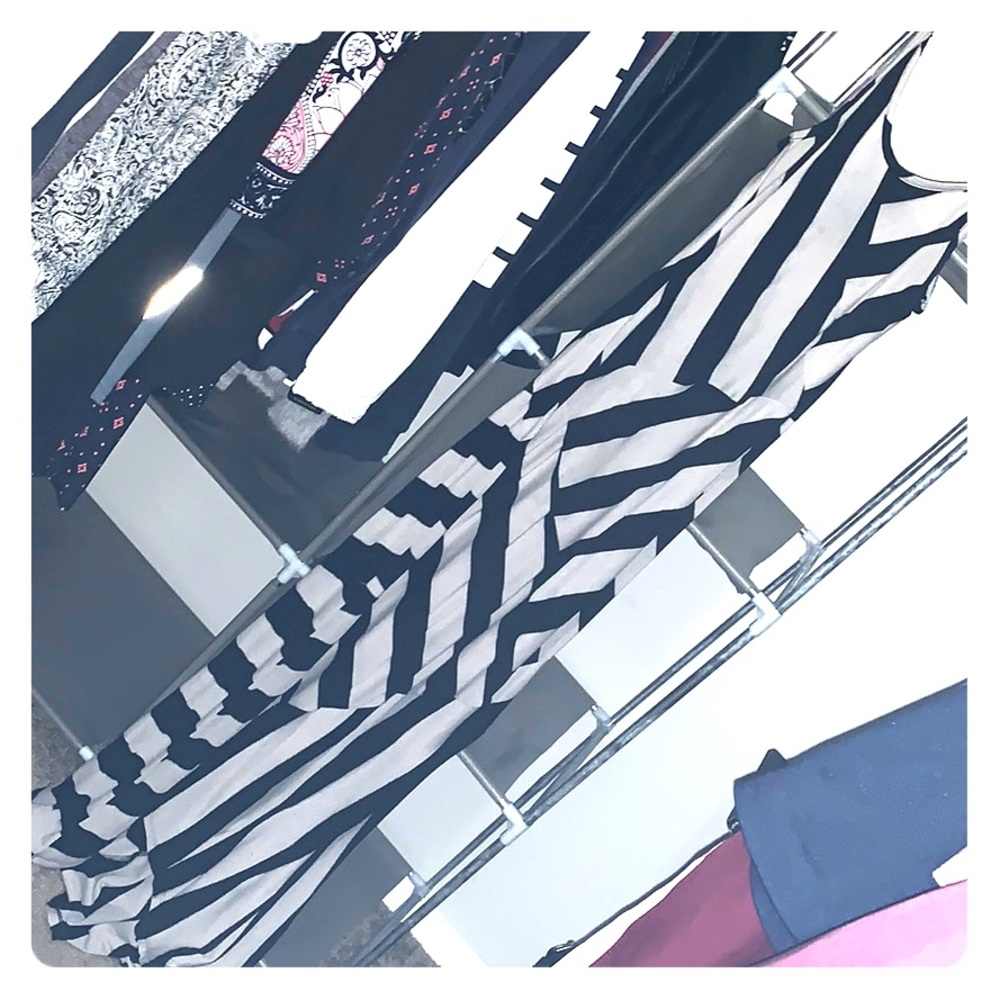 Stripped soprano dress tan/black size S